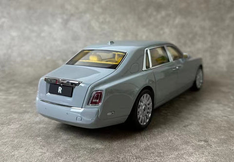 Rolls Royce Phantom VIII Grey 1:18 Dealer Edition Licensed Diecast Car Model