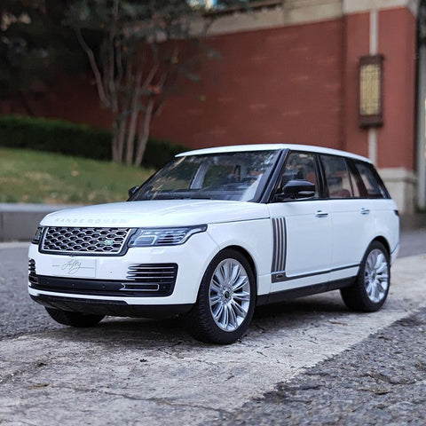 Range Rover Autobiography Metal Diecast Car 1:18 (28 x 11 cm)