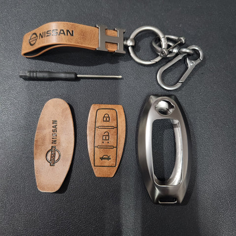 Nissan New Key Luxury Metal Alloy Leather Keycase with Holder & Rope Chain