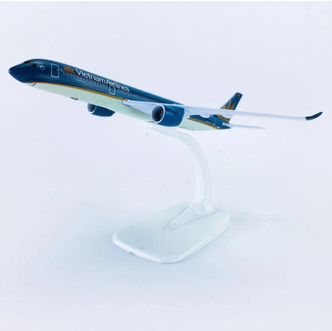 Vietnam Airlines A350 Aeroplane Diecast Model 16 CM