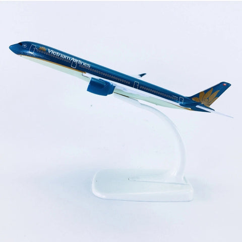 Vietnam Airlines A350 Aeroplane Diecast Model 16 CM