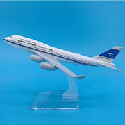 Kuwait Airways B747 Aeroplane Diecast Model 16 CM