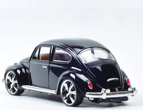 Volkswagen Beetle Metal Diecast Car 1:18 (28x11 cm)
