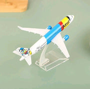 Donald Duck A320 Aeroplane Diecast Model 16 CM