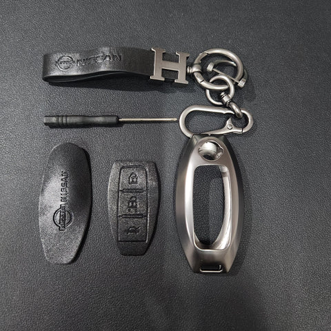 Nissan New Key Luxury Metal Alloy Leather Keycase with Holder & Rope Chain