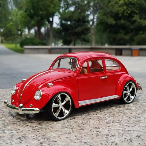 Volkswagen Beetle Metal Diecast Car 1:18 (28x11 cm)
