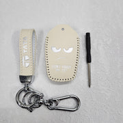 Tata Harrier/Nexon/Safari Luxury Pure Handmade Oilwax Leather Keycase with Logo, Caption, Hook, and Chain