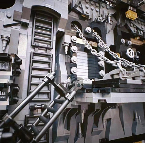 Batcave Shadow Box 3981 Pcs, Building Blocks Set